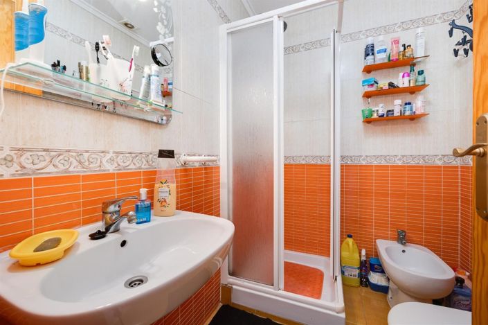 Image No.3-2 Bed Bungalow for sale