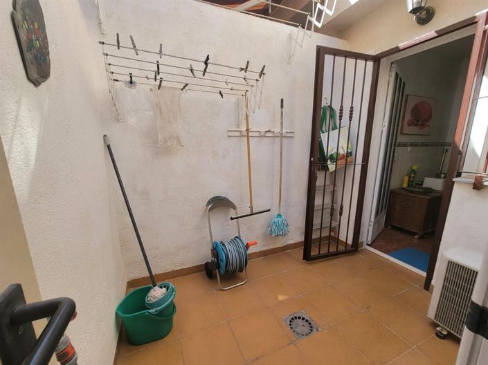 Image No.13-3 Bed House for sale