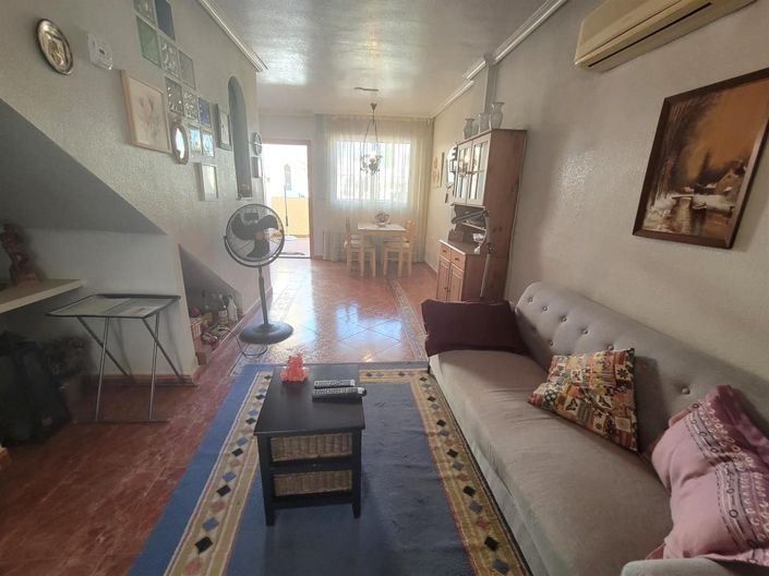 Image No.20-3 Bed House for sale