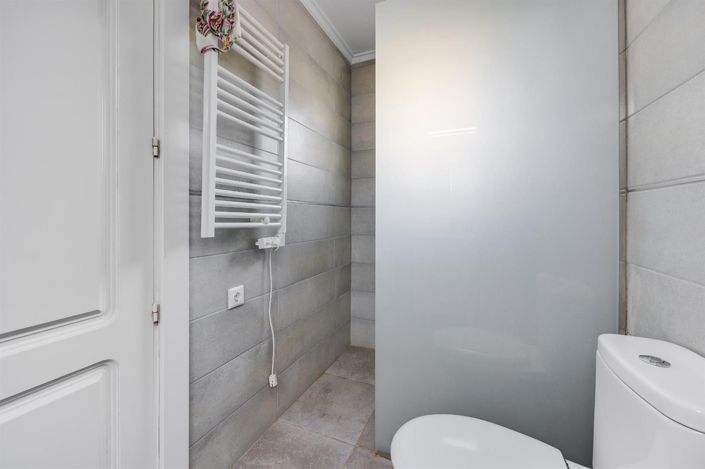 Image No.20-4 Bed Bungalow for sale