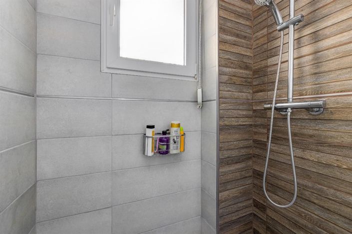 Image No.21-4 Bed Bungalow for sale