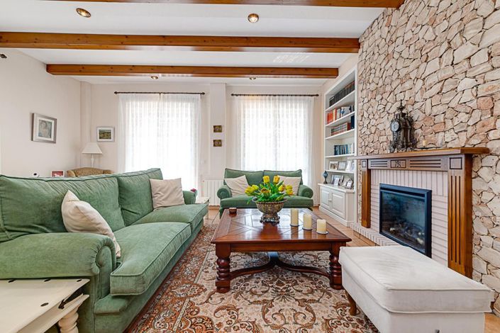 Image No.10-5 Bed Villa for sale