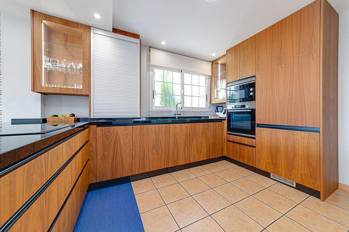 Image No.17-5 Bed Villa for sale