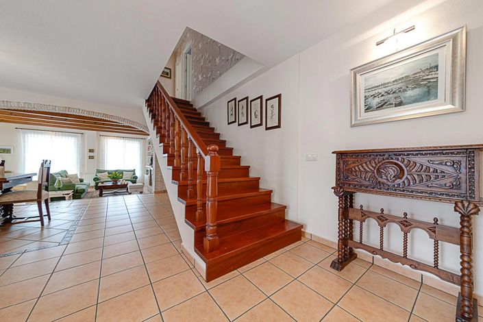 Image No.22-5 Bed Villa for sale