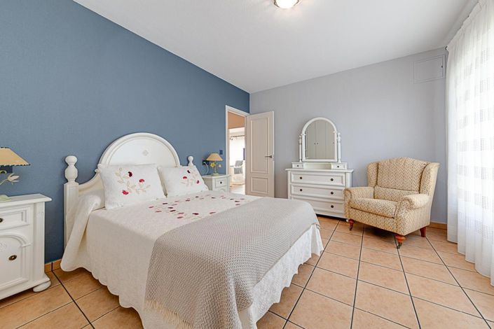 Image No.27-5 Bed Villa for sale