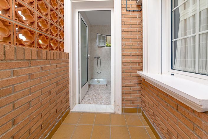 Image No.35-5 Bed Villa for sale