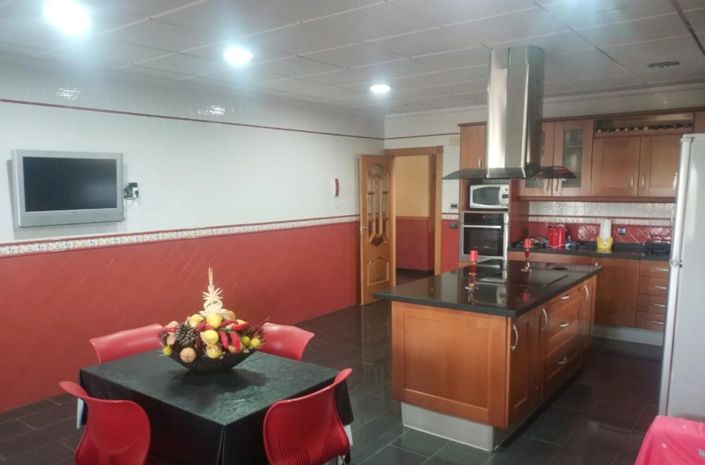 Image No.10-4 Bed Villa for sale