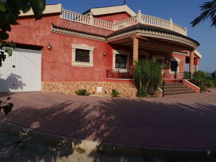 Image No.3-4 Bed Villa for sale