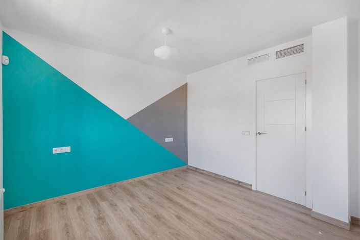 Image No.19-4 Bed Villa for sale