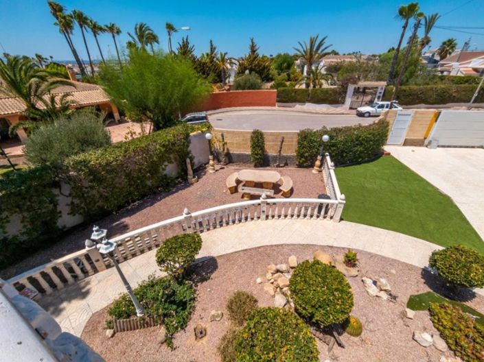 Image No.26-4 Bed Villa for sale