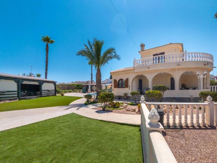 Image No.6-4 Bed Villa for sale