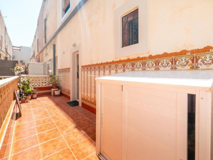 Image No.28-3 Bed House for sale