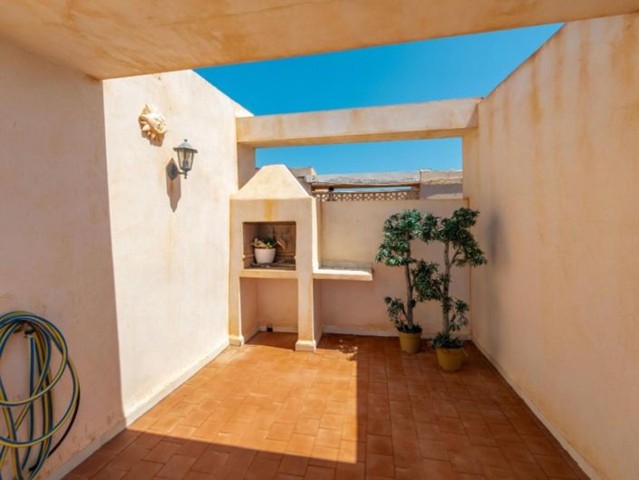 Image No.33-3 Bed House for sale