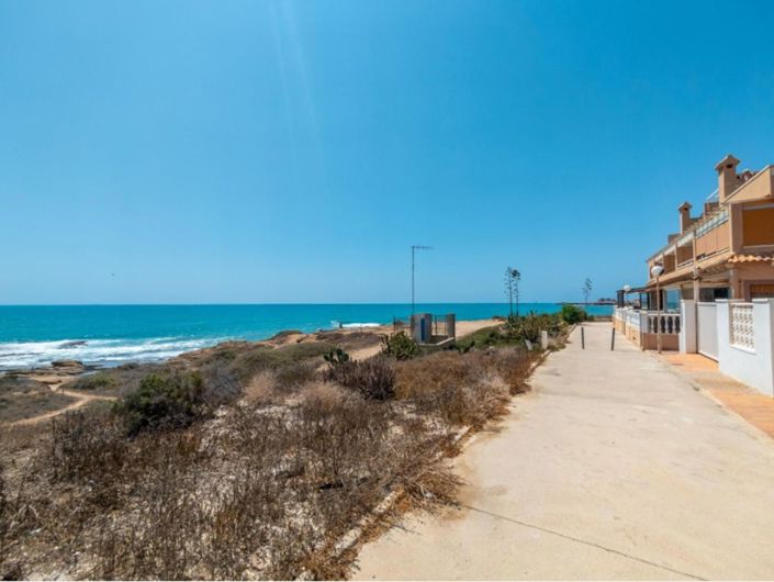 Image No.38-3 Bed House for sale