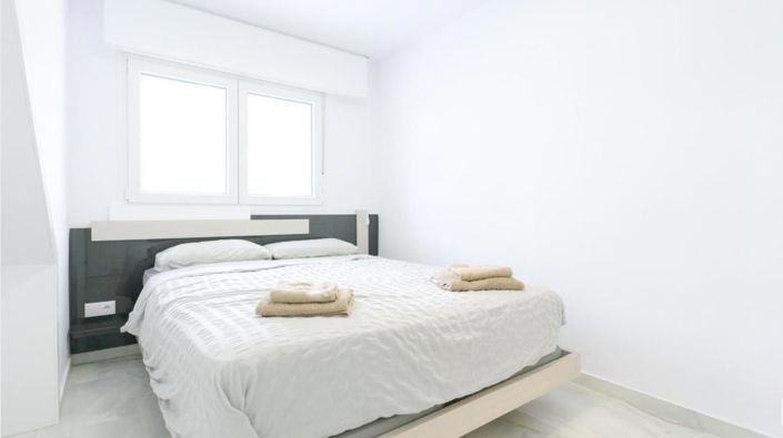 Image No.33-4 Bed House for sale