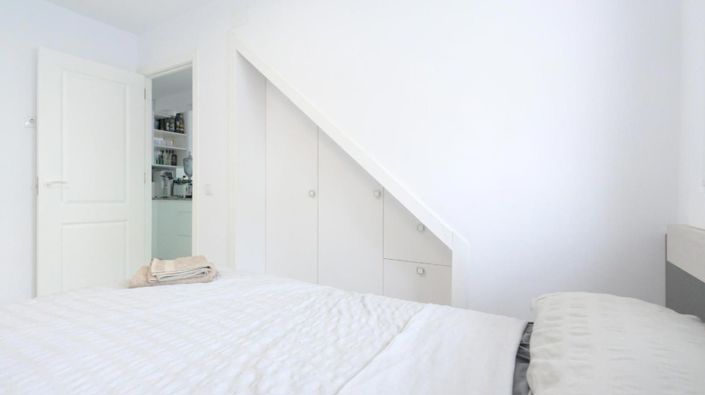 Image No.35-4 Bed House for sale