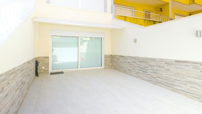 Image No.39-4 Bed House for sale