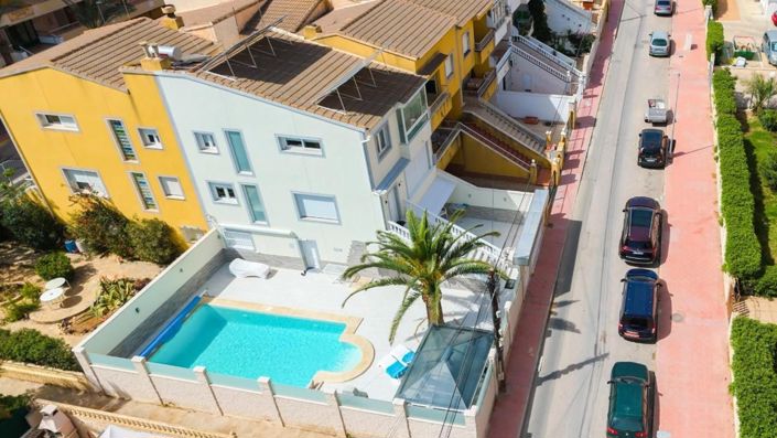 Image No.51-4 Bed House for sale