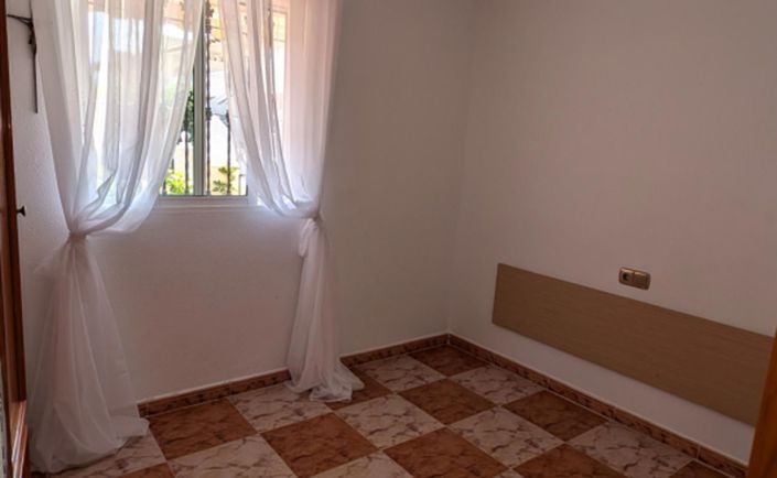 Image No.14-2 Bed Bungalow for sale