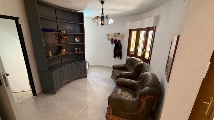 Image No.14-6 Bed Villa for sale