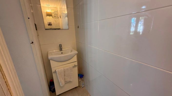 Image No.25-6 Bed Villa for sale