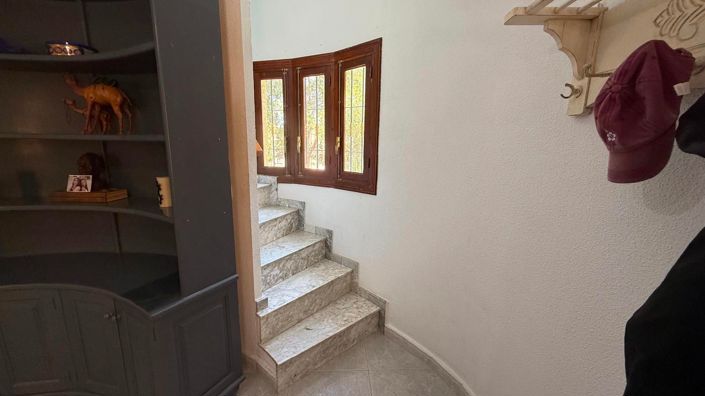 Image No.26-6 Bed Villa for sale