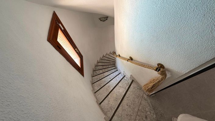 Image No.32-6 Bed Villa for sale