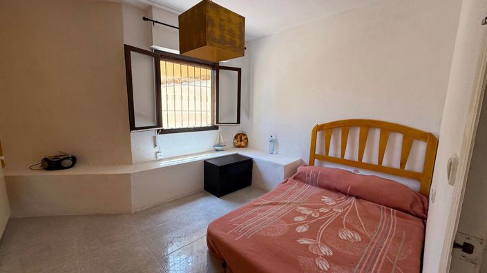 Image No.49-6 Bed Villa for sale