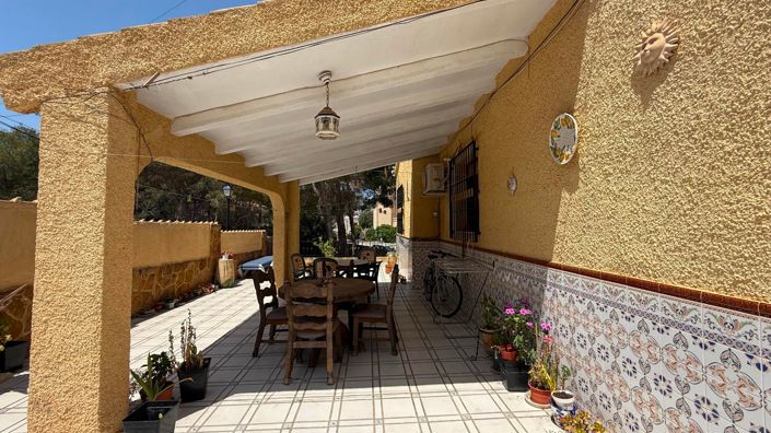 Image No.60-6 Bed Villa for sale