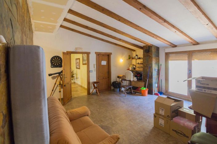 Image No.33-8 Bed Villa for sale