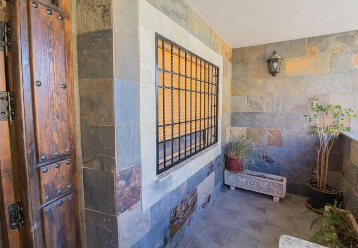 Image No.49-8 Bed Villa for sale