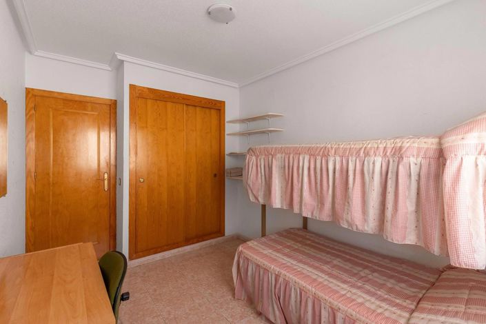 Image No.15-2 Bed Bungalow for sale