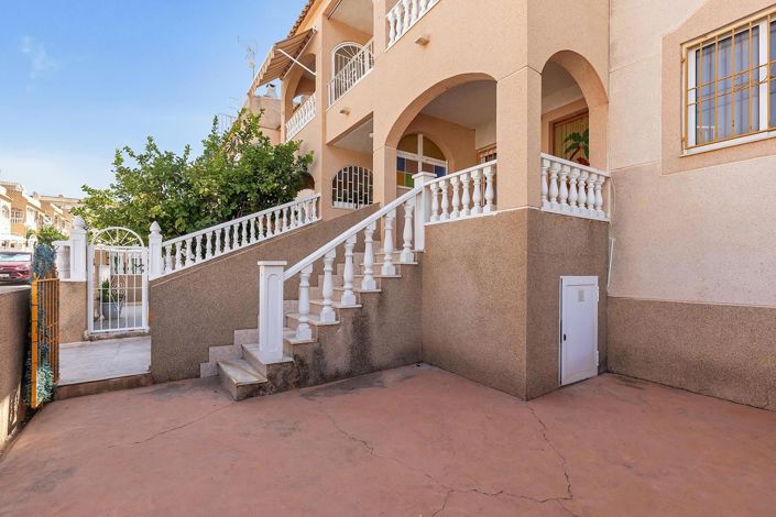 Image No.2-2 Bed Bungalow for sale