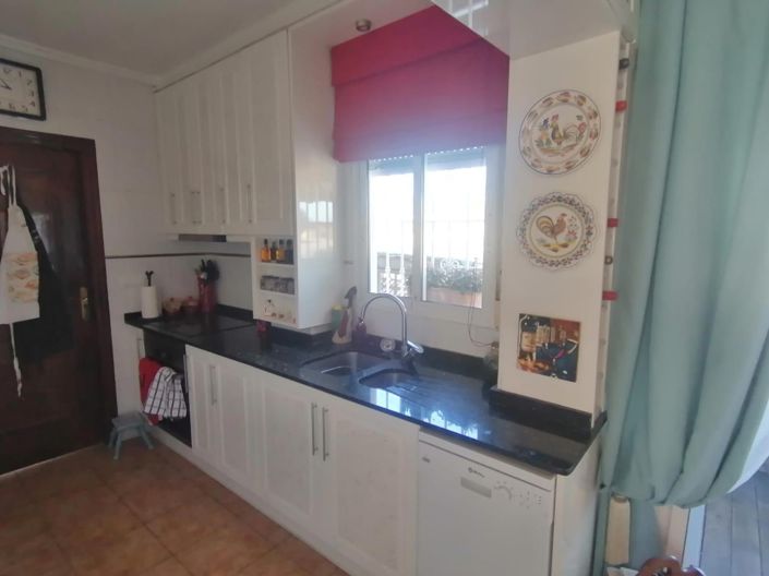 Image No.21-3 Bed Villa for sale