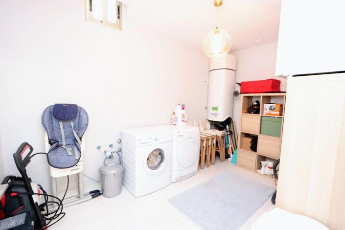 Image No.28-5 Bed Villa for sale