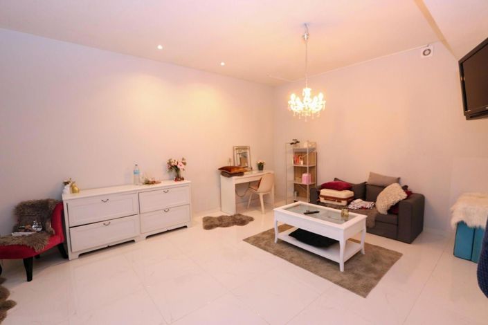 Image No.33-5 Bed Villa for sale