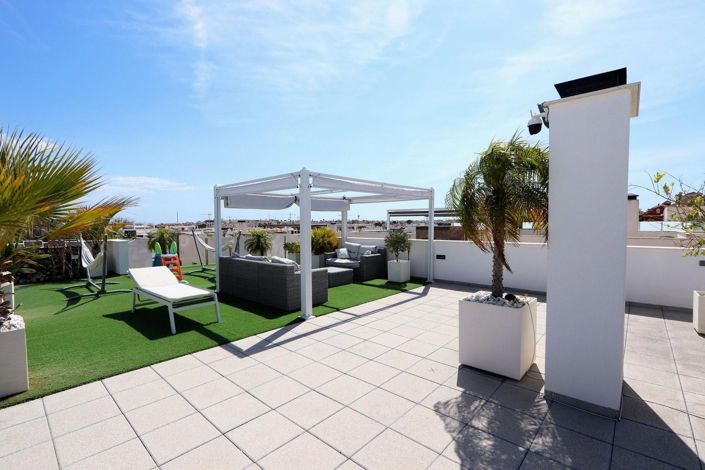 Image No.36-5 Bed Villa for sale