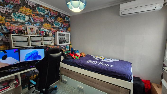 Image No.9-3 Bed House for sale