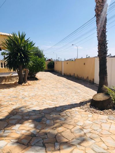 Image No.34-3 Bed Villa for sale