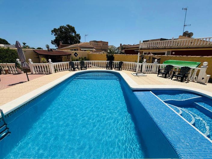 Image No.44-3 Bed Villa for sale