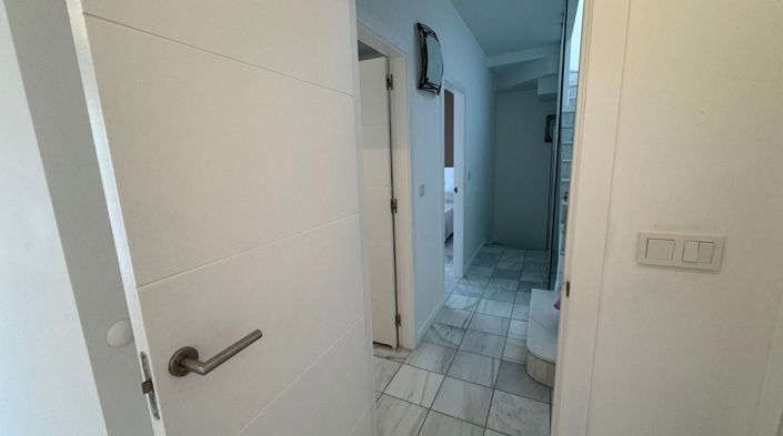 Image No.22-2 Bed House for sale