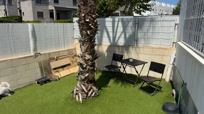 Image No.28-2 Bed House for sale