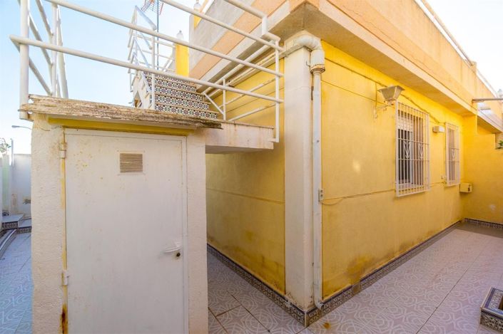 Image No.17-2 Bed Bungalow for sale