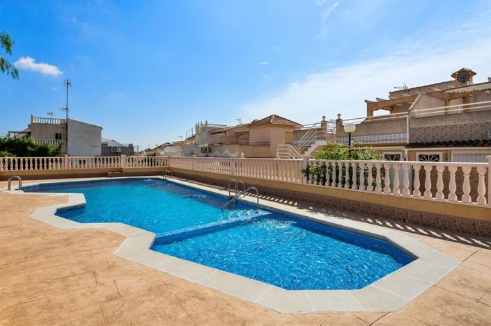 Image No.25-2 Bed Bungalow for sale