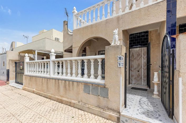 Image No.1-2 Bed House for sale