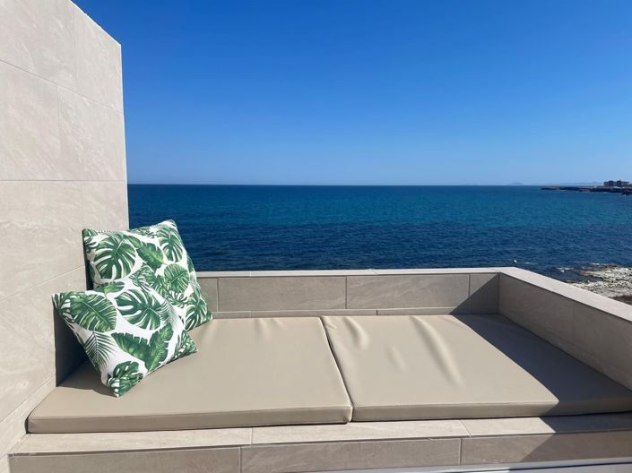 Image No.21-2 Bed Bungalow for sale