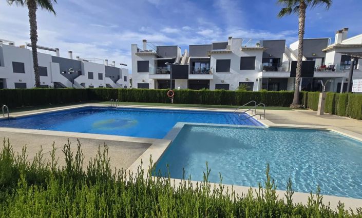 Image No.14-2 Bed Bungalow for sale