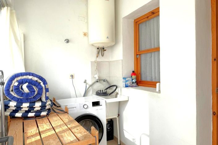 Image No.5-3 Bed House for sale