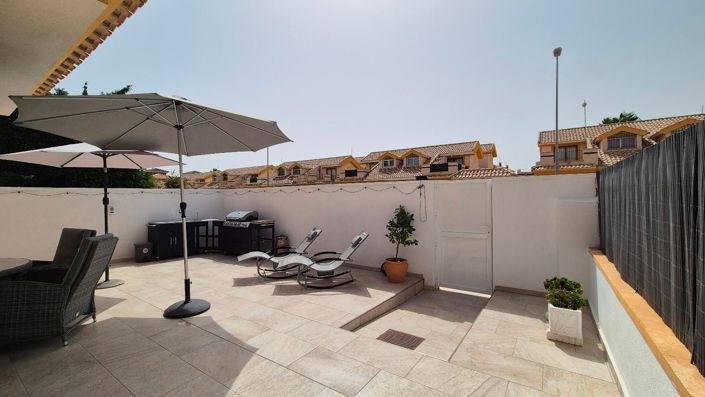 Image No.3-3 Bed Villa for sale