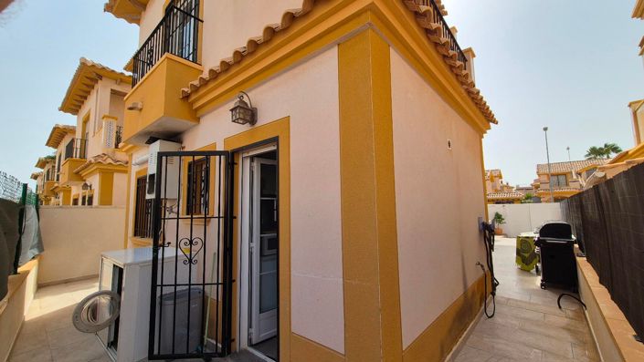 Image No.6-3 Bed Villa for sale